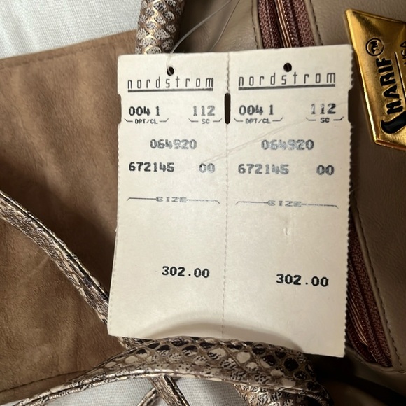 NWT Sharif gold alligator skin and leather crossbody bag with clamshell closure - Picture 5 of 14